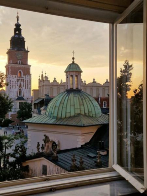 Royal Palace from the 14th century - 125 m2, Kraków